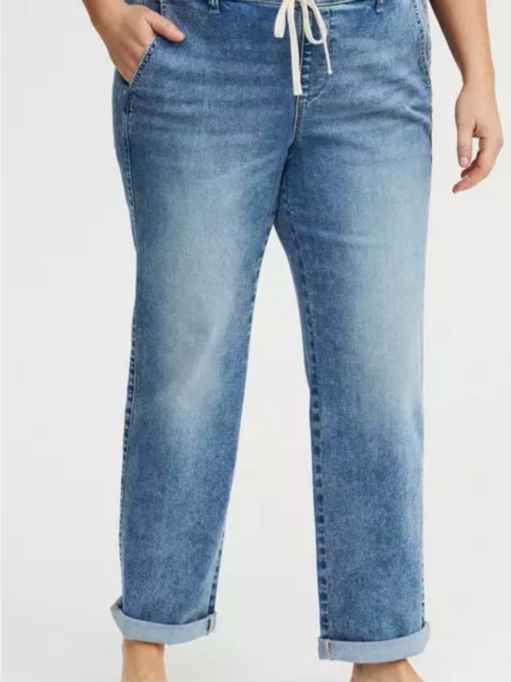Torrid Weekend Boyfriend Mid-Rise Straight Jean Size 3s